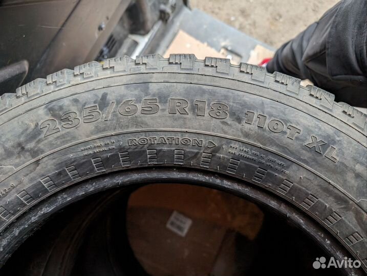 Nokian Tyres Hakkapeliitta 5 SUV 235/65 R18 110T