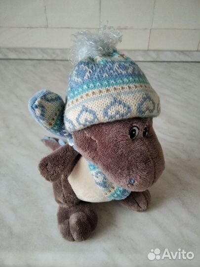Дракон и другие мягкие игрушки