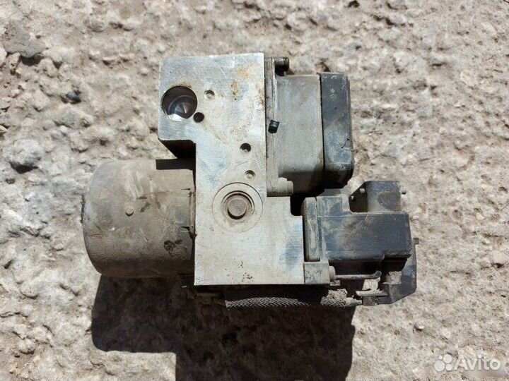 Блок ABS Hyundai Sonata 5 G4GC