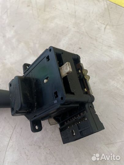 Переключатель подрулевой Hyundai Elantra xd