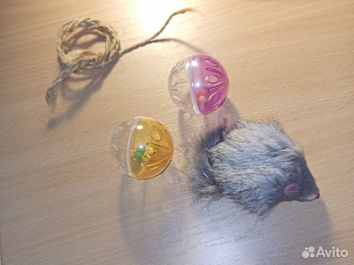 Пухочес, расческа, игрушки для кота, кормушка