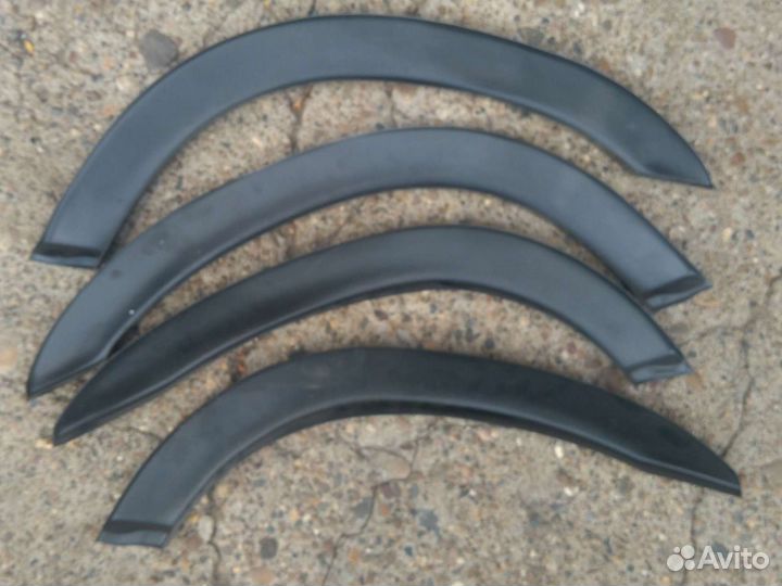 Декоративные накладки на колесные арки