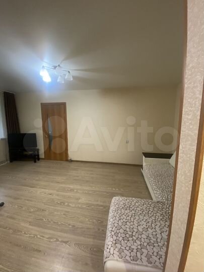 2-к. квартира, 47 м², 1/5 эт.