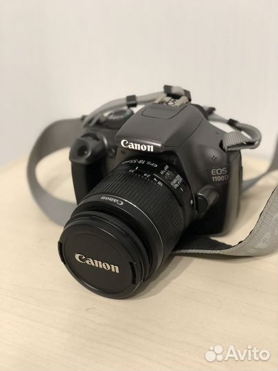 Зеркальный Фотоаппарат canon 1100d