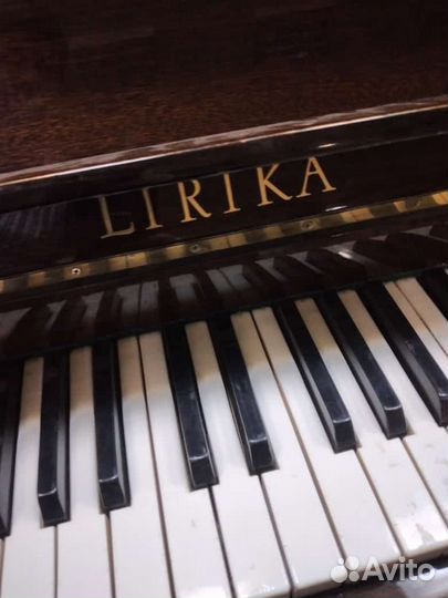 Пианино выпуск 80-ых годов