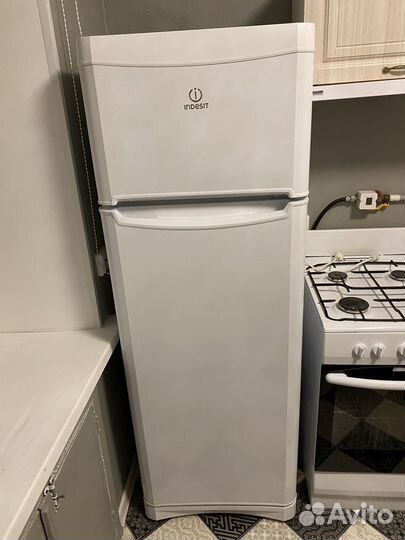 Холодильник 