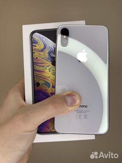 iPhone Xs, 64 ГБ