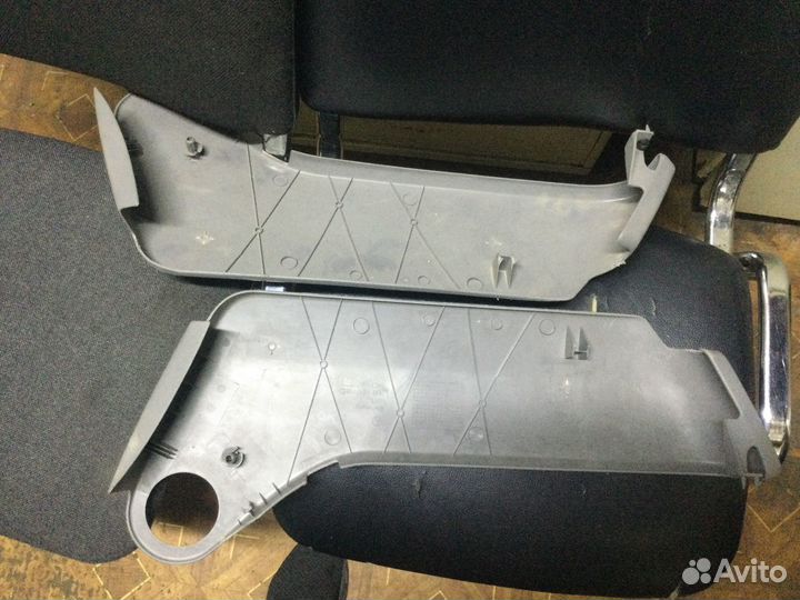 Облицовка обшивка каркаса переднего сиденья VW T5