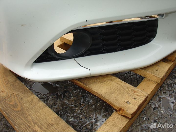 Передний бампер Honda Civic 5D 2012 г.в