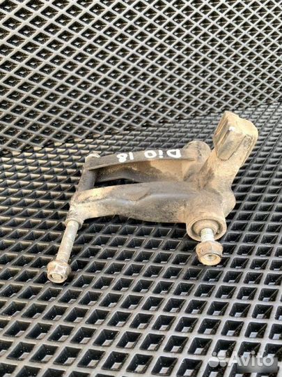 Маятник двигателя Honda Dio 18 AF-18E