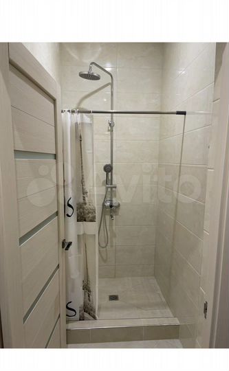 2-к. квартира, 43 м², 1/4 эт.