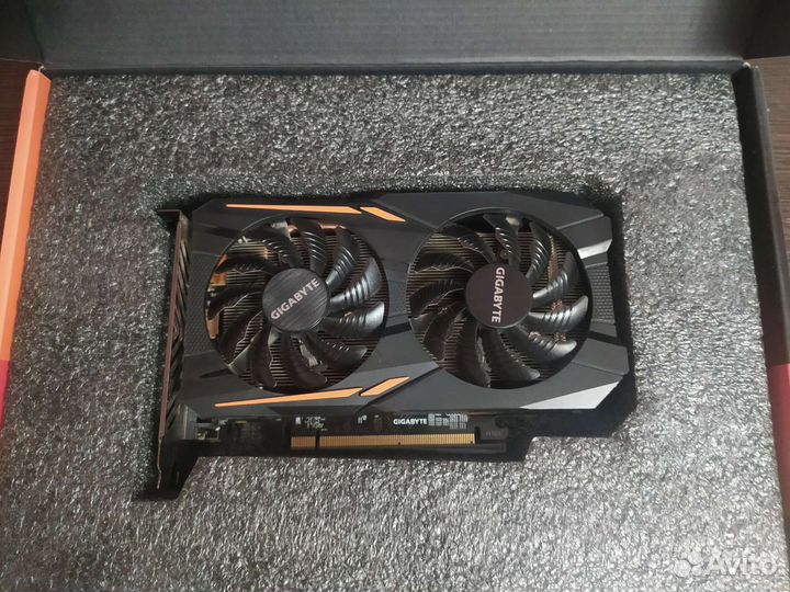 Видеокарта rx560 2gb