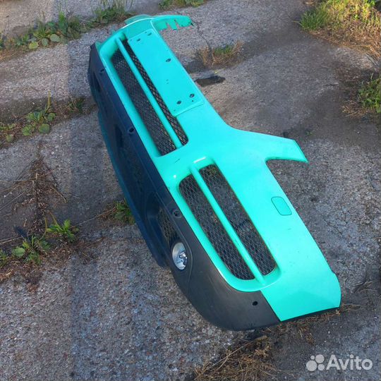 Передний бампер Фольксваген Таурег