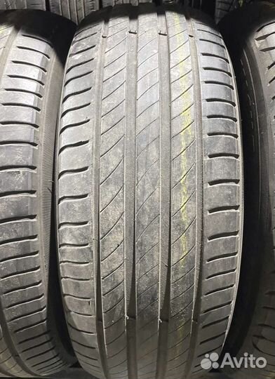 Michelin Primacy 4 215/60 R17 93N