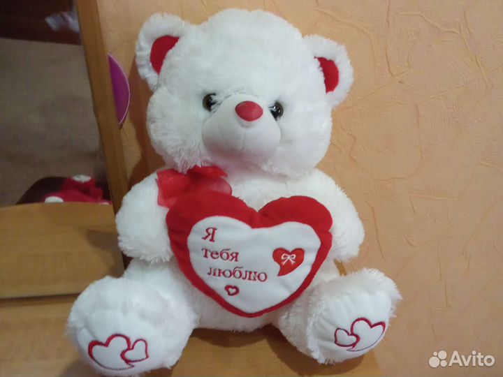 Плюшевый медведь