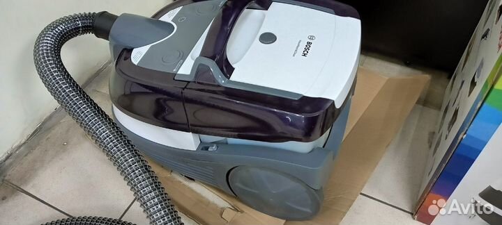 Моющий Пылесос Bosch BWD41740