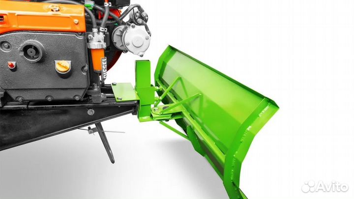 Мотоблок с отвалом для чистки снега
