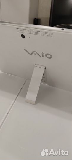 Ноутбук Sony vaio SVT1122E2RW белый