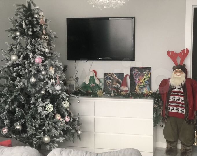 2-к. квартира, 72 м², 1/9 эт.