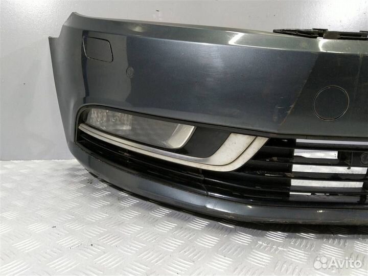 Бампер передний Volkswagen Passat CC 3C8807221F