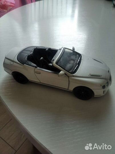Bentley continental cabrio модель 1:38