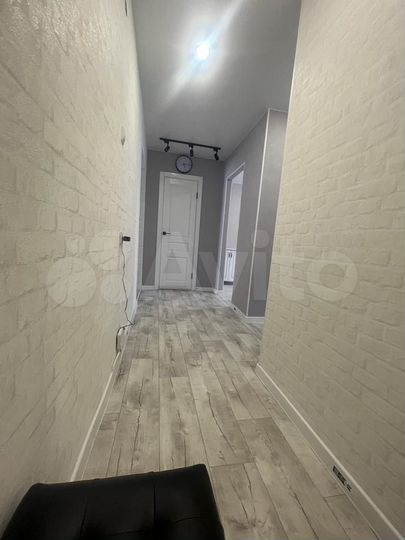 4-к. квартира, 77 м², 1/5 эт.