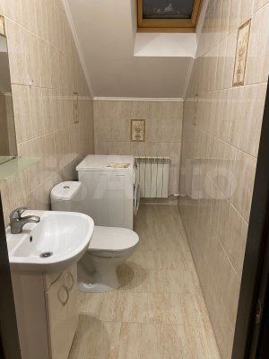 Дом 220 м² на участке 4,5 сот.