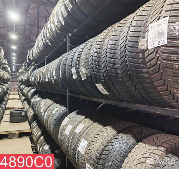 Dunlop Winter Maxx WM01 215/60 R16 92N