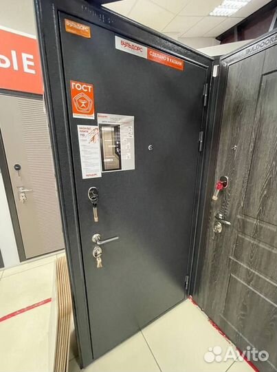 Дверь входная