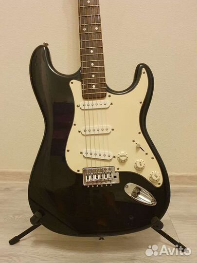 Электрогитара Thunder Stratocaster + подарки