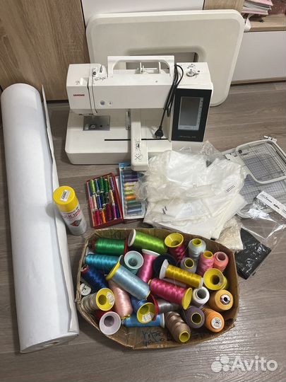 Вышивальная машина Janome Memory Craft 500E