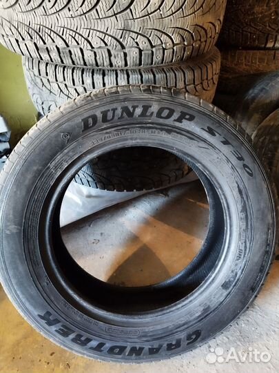 Dunlop Grandtrek ST30 225/65 R17 102S