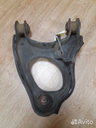 Рычаг подвески верхний задний левый Honda Accord 8