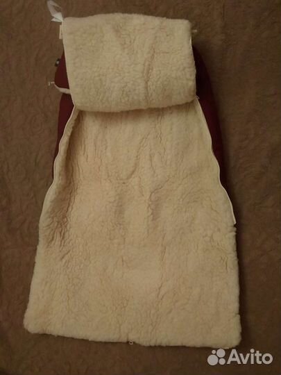 Зимний конверт и муфта для рук в коляску на овчине