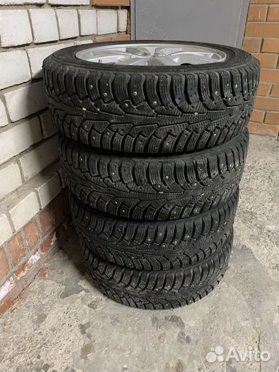 Nokian Tyres i3 185/60 R15