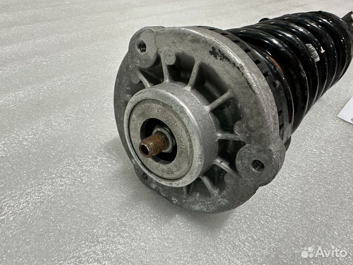 Амортизатор передний левый BMW 5 F10 LCI