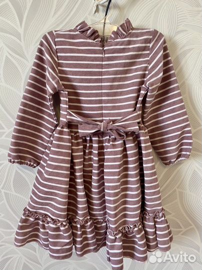 Красивое платье для девочки 116