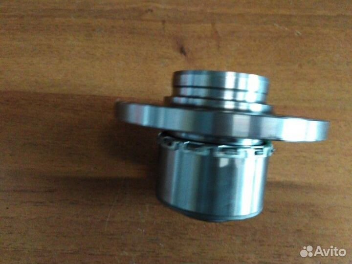 Ступица передняя Volkswagen Polo 2002-2006