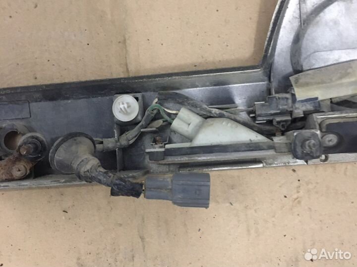 Накладка 5-й двери Toyota 4Runner (2608)