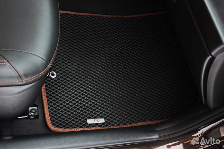 Коврики эва Киа чёрные коричневый кант
