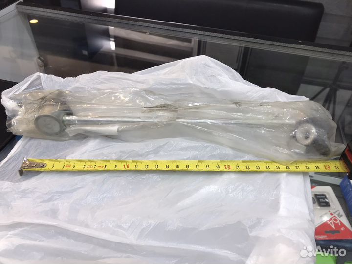 Стойка переднего стабилизатора Тойота 48820-02070