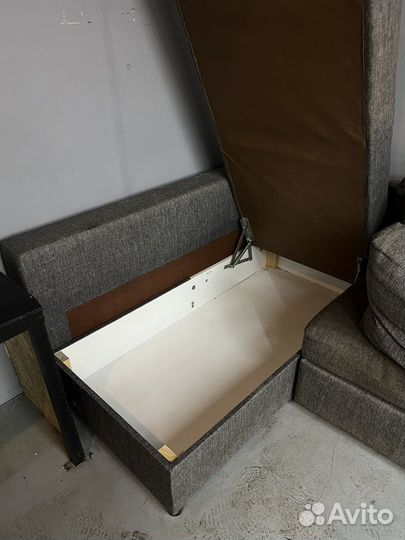 Угловой диван