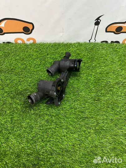 Корпус термостата Volkswagen Golf MK6 cbzb пробег