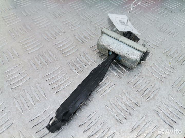 Ограничитель для Chevrolet Cruze 2 (J300)