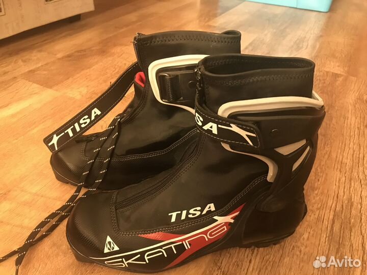 Лыжные ботинки Tisa Skating
