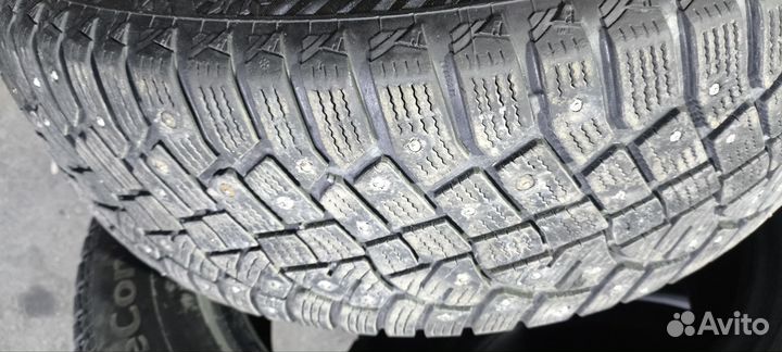 Continental IceContact 2 235/60 R18 и 255/60 R18 107T