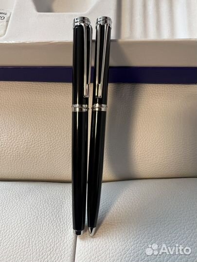 Подарочный набор ручек Waterman с чехлом