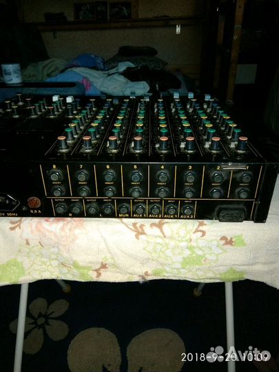 Микшерный пульт