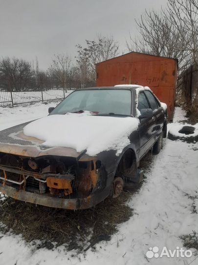 Toyota Carina 1.5 AT, 1992, битый, 330 000 км