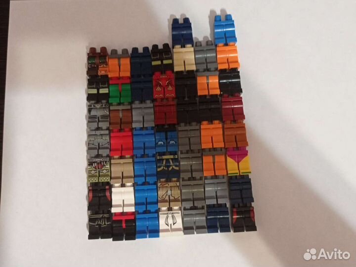 Детали для минифигурок Lego головы,торсы,ноги и тд